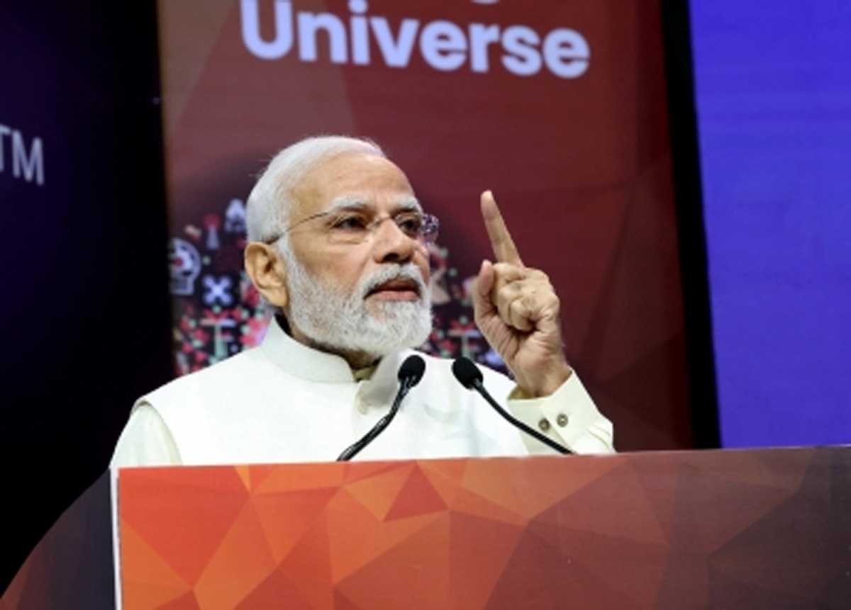 मोदी ने युवा नौकरशाहों से आकांक्षी जिलों के लिए कार्य योजना तैयार करने को कहा मोदी ने युवा नौकरशाहों से आकांक्षी जिलों के लिए कार्य योजना तैयार करने को कहा